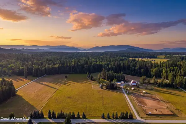 5000 Selle Rd, Sandpoint, ID 83864