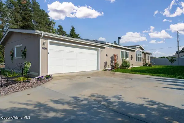 1302 W Bounty LOOP, Hayden, ID 83835