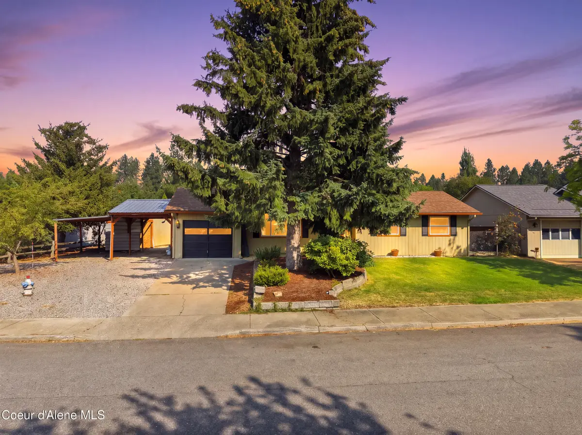 1909 E Meadow Ln, Post Falls, ID 83854 - #1