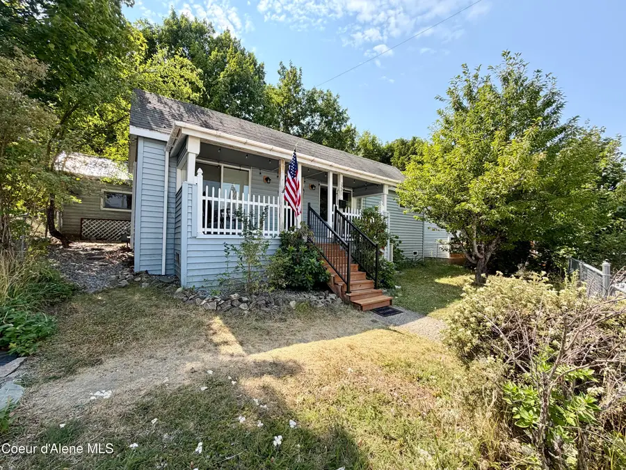 323 W Park Ave, Kellogg, ID 83837 - #3