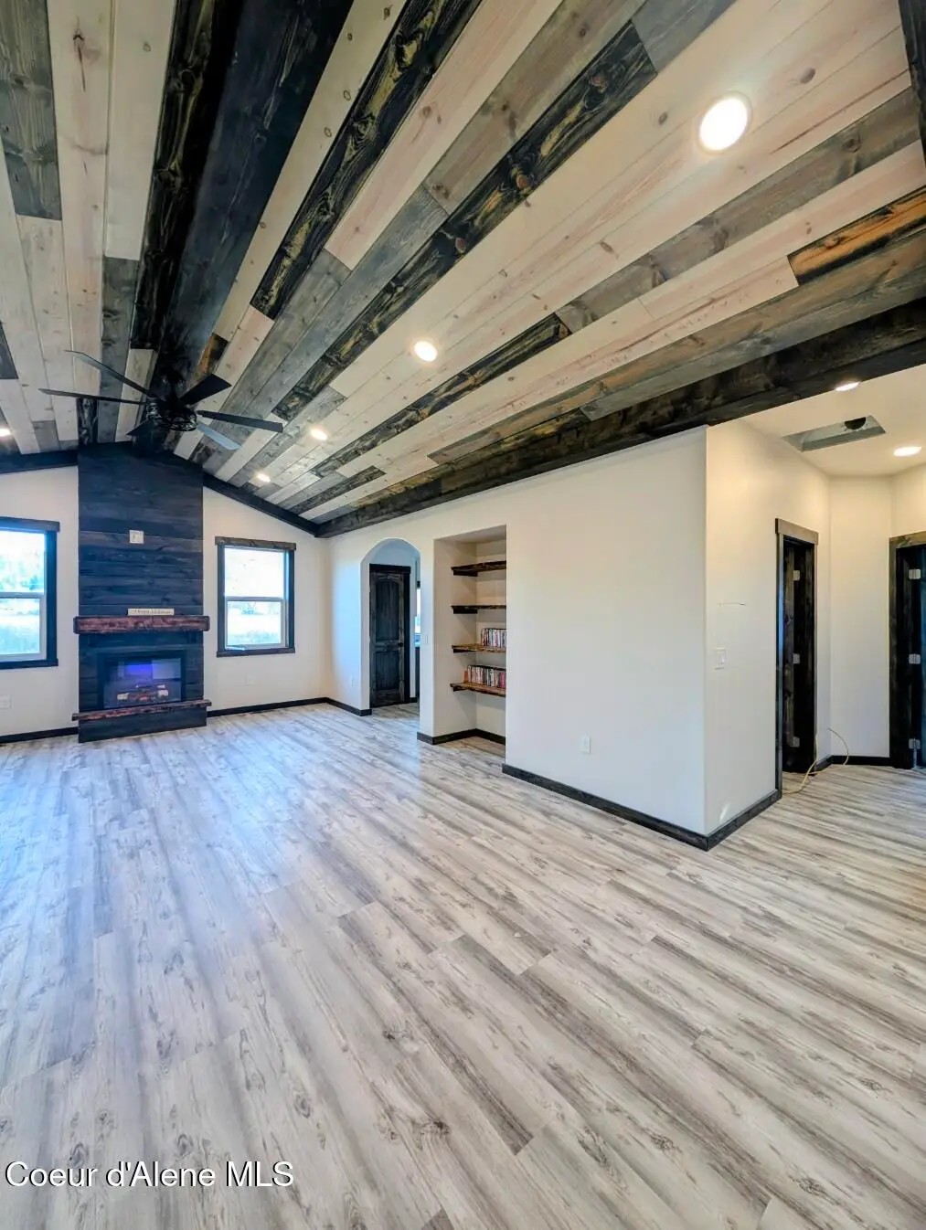 6856 Selkirk St, Bonners Ferry, ID 83805 - #1