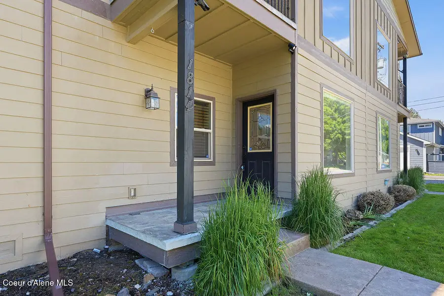 1814 E Young AVE, Coeur Dalene, ID 83814 - #2