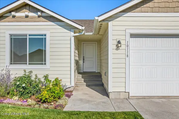 10118 N Belgrave LOOP, Hayden, ID 83835