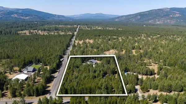 1037 Peregrine RD, Spirit Lake, ID 83869