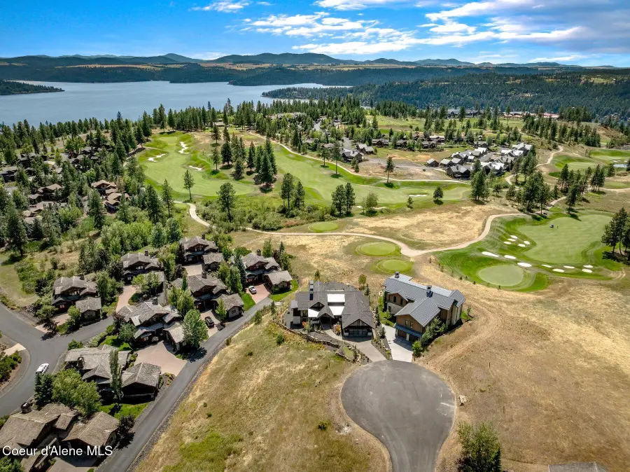 6176 W DUNITE CT, Coeur Dalene, ID 83814 - #2