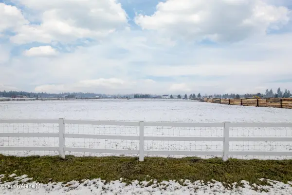 NKA E War Eagle AVE, Athol, ID 83801