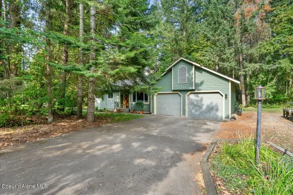 12393 N Emerald DR, Hayden, ID 83835