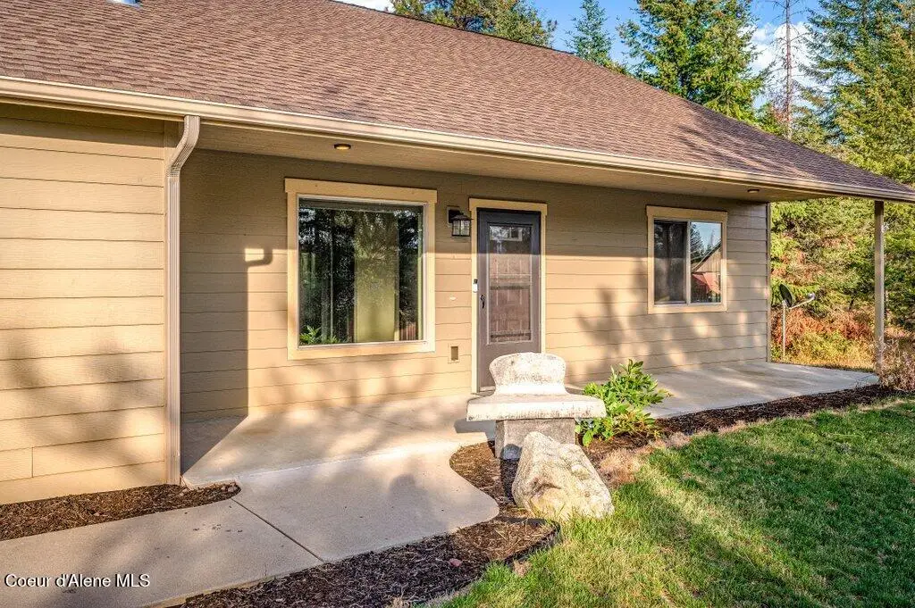 32916 N 16th AVE, Spirit Lake, ID 83869 - #1