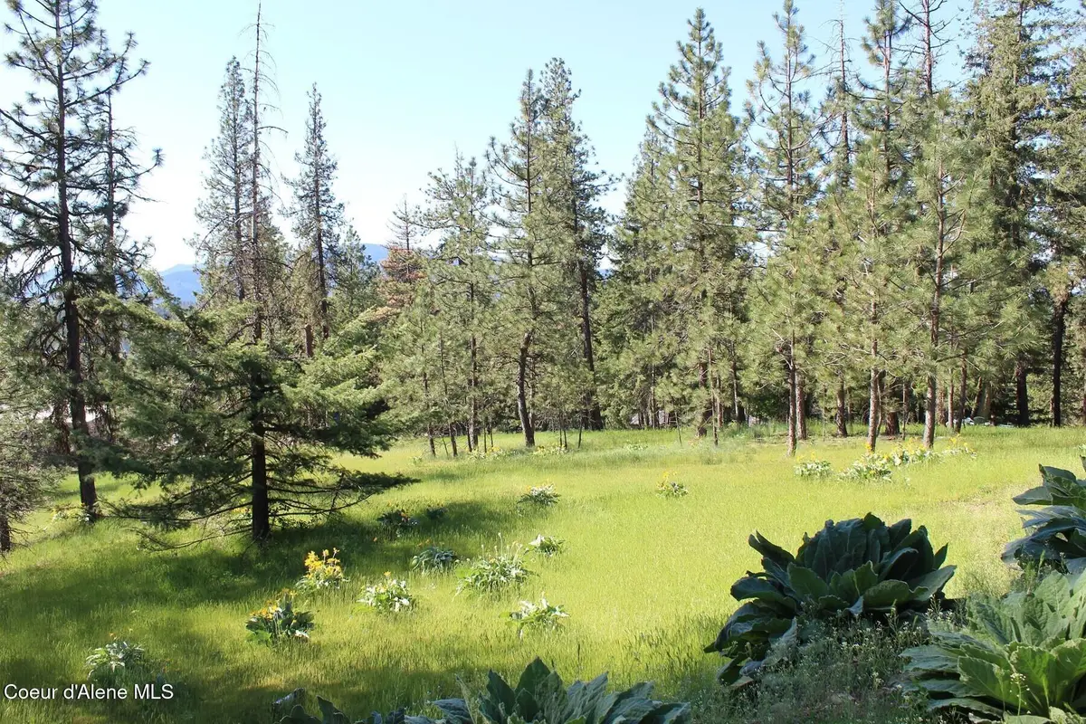 881 S Allen Rd, Coeur Dalene, ID 83814 - #1