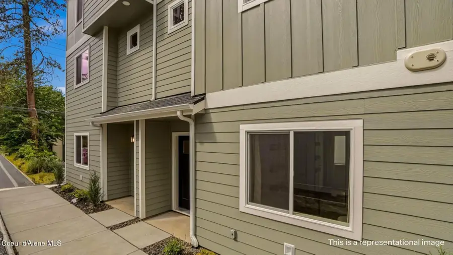 1117 W Pinewood Loop, Coeur Dalene, ID 83814 - #2