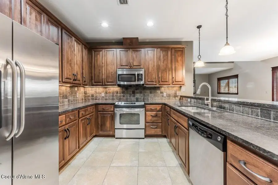 2051 N Main ST # 306, Coeur D Alene, ID 83814 - #2
