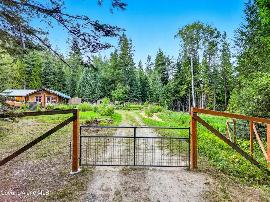 633 Old Mill Rd, Samuels, ID 83862 - #2