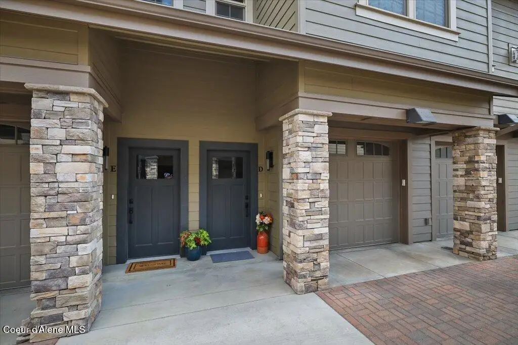 24481 E Pinnacle Ct #Unit D, Liberty Lake, WA 99019 - #1