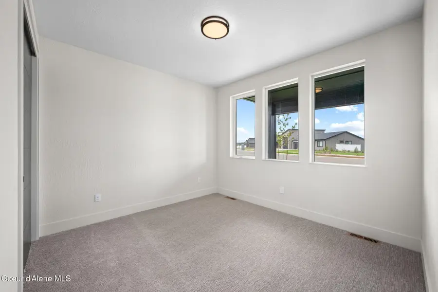 6482 W CONSTANTINE LN, Rathdrum, ID 83858 - #3