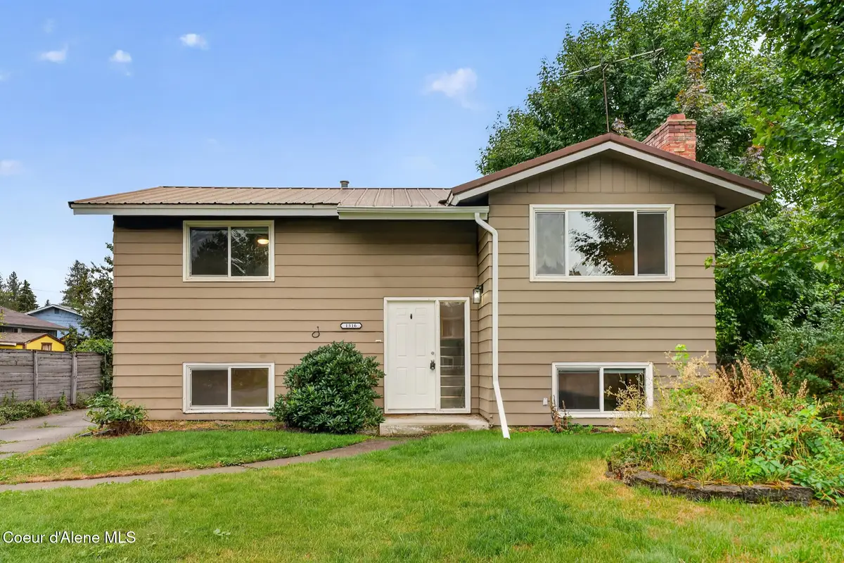 1516 E Harrison AVE, Coeur Dalene, ID 83814 - #1