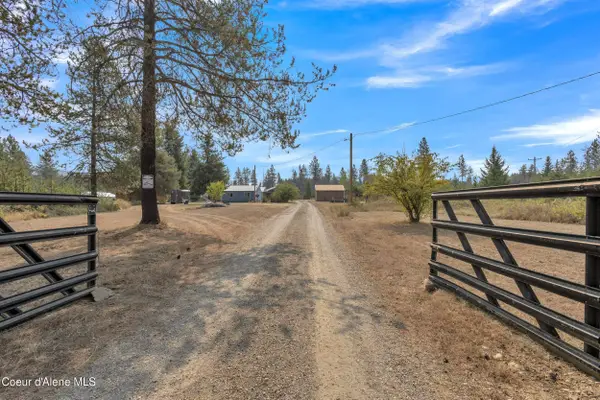 396 Wakena LN, Priest River, ID 83856