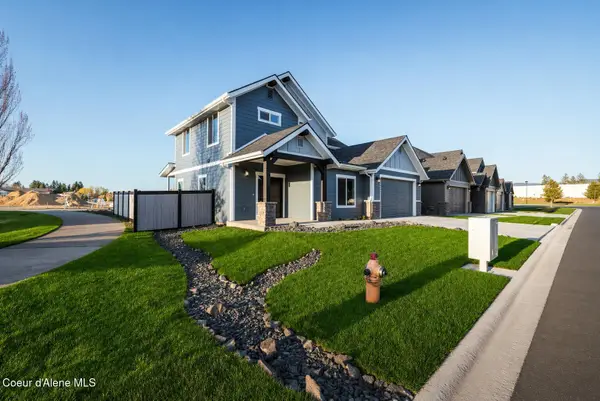 8429 N SNOWFLAKE LN, Hayden, ID 83835