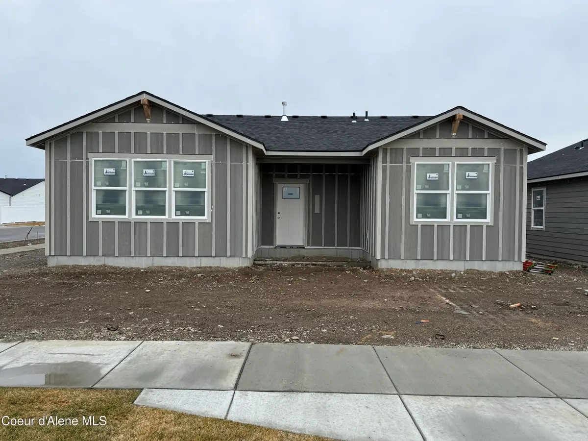 5258 E Antares Ln, Post Falls, ID 83854 - Image #1