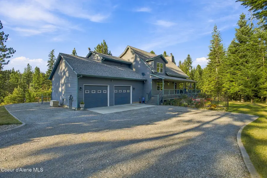 4484 S Wolf Lodge Terrace Rd, Coeur Dalene, ID 83814 - #2