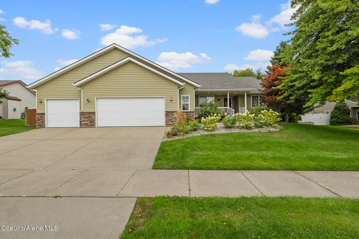 9015 N Torrey LN, Hayden, ID 83835 - #1