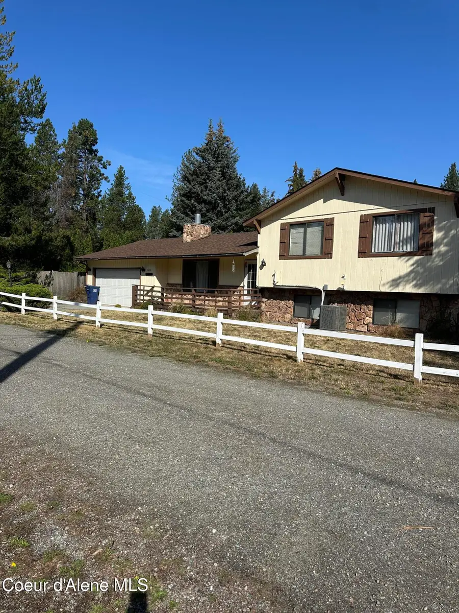 3820 N Honeysuckle DR, Coeur Dalene, ID 83815 - #2