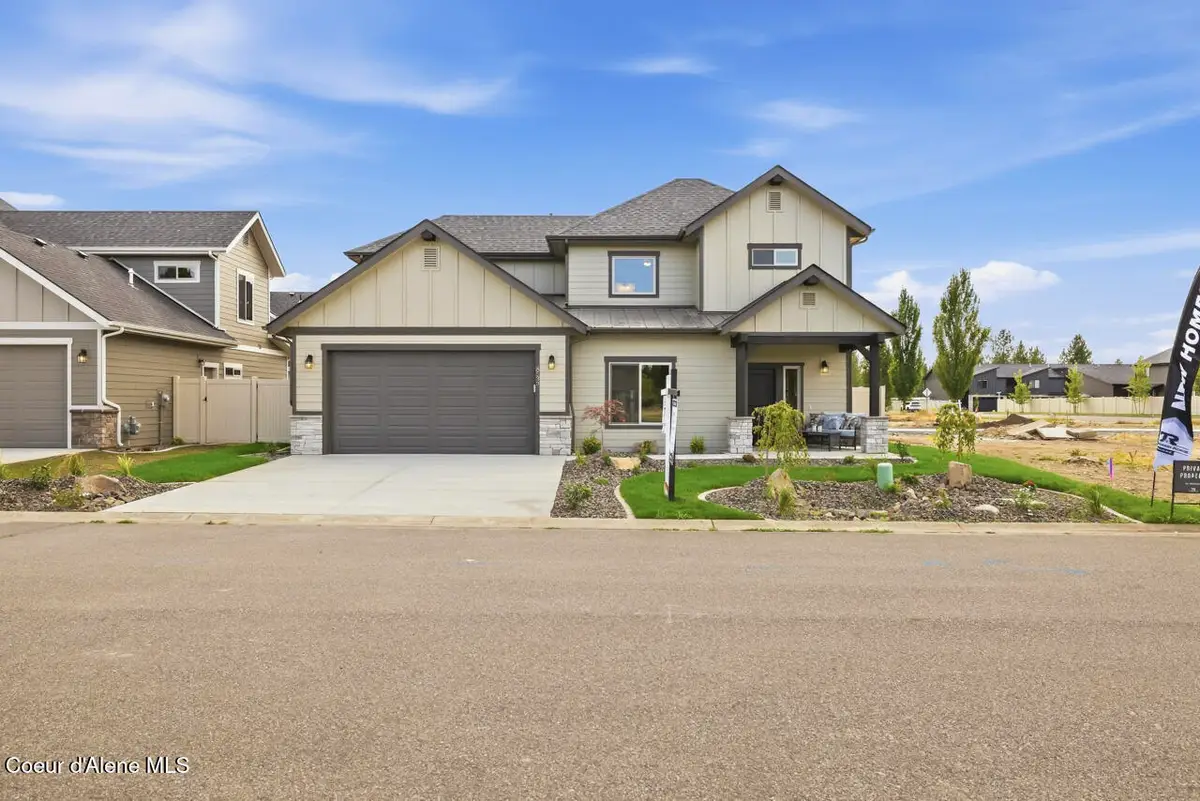 8533 N Avalanche Ln, Hayden, ID 83835 - #1