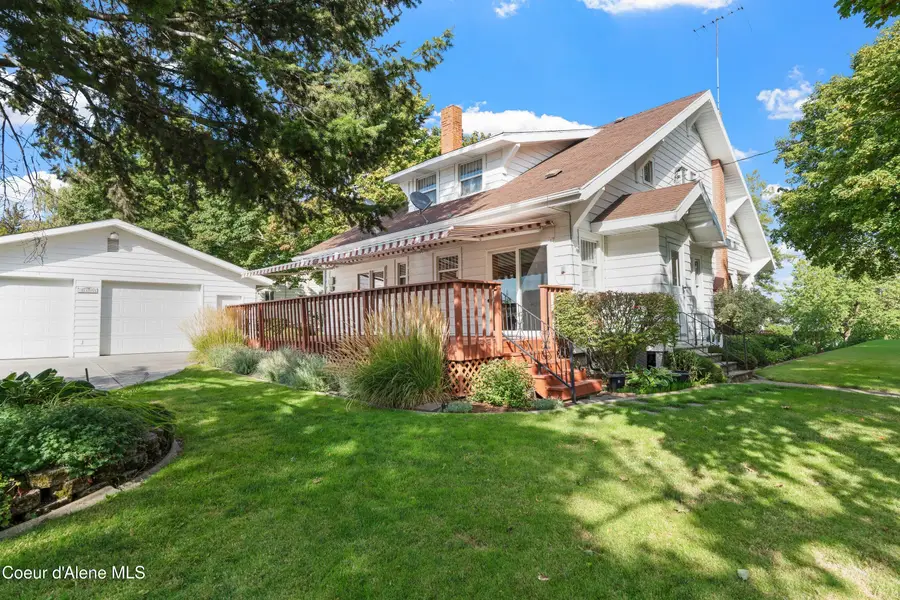 341 S Broadway St, Tekoa, WA 99033 - #3
