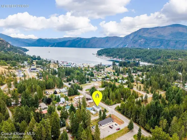 34400 N Cherokee Rd, Bayview, ID 83803