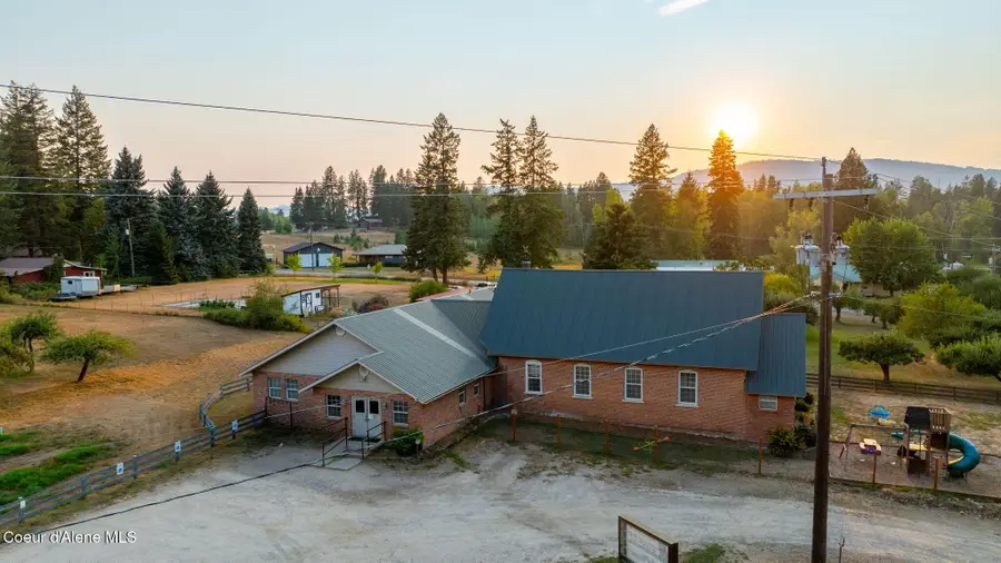 1024 S Sagle RD, Sagle, ID 83860 - #3