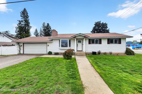 16 E Lincoln AVE, Priest River, ID 83856