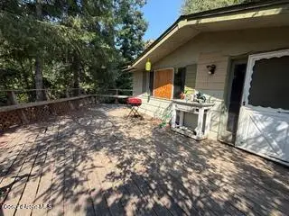 290 Ahrs LOOP, St. Maries, ID 83861