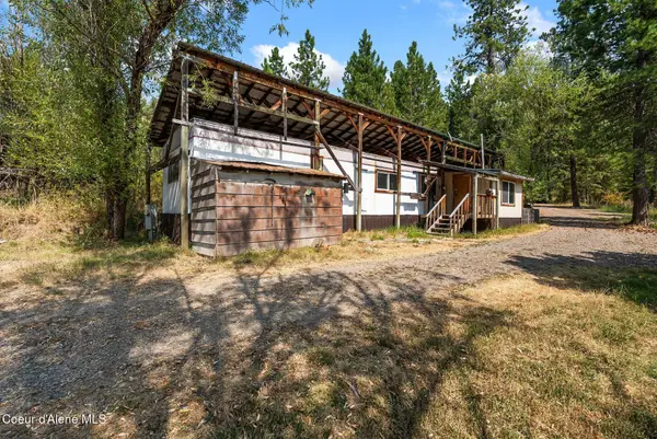 343 Lightning Creek RD, Clark Fork, ID 83811