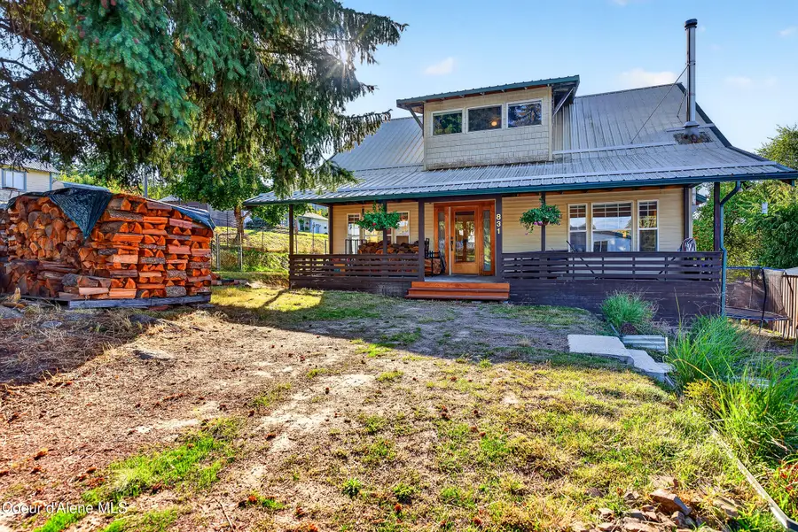 831 S 1st ST, Saint Maries, ID 83861 - #3