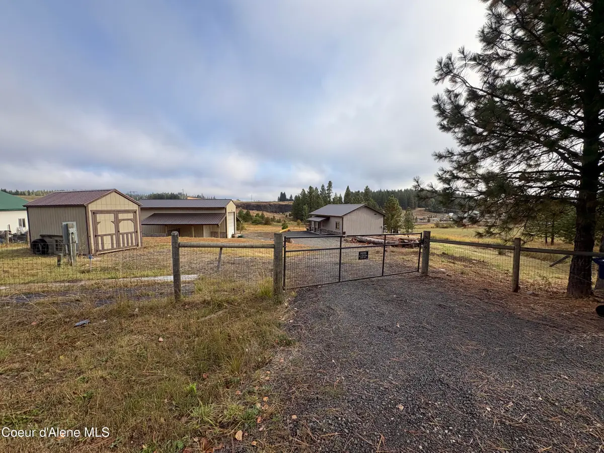 366 Pine ST, Plummer, ID 83851 - #1
