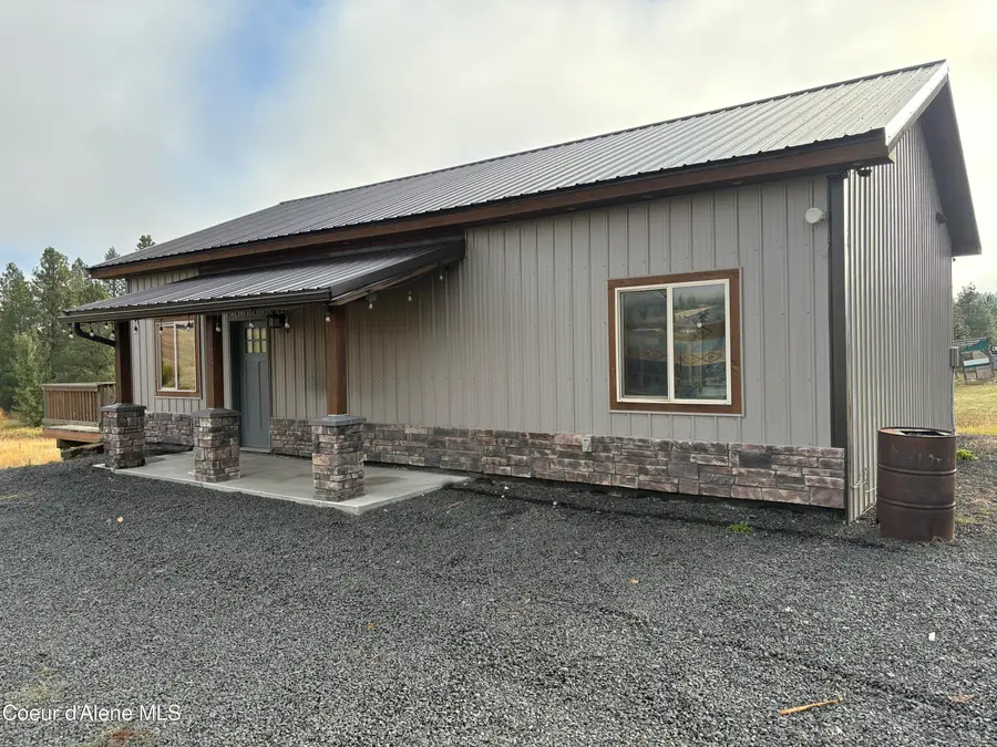 366 Pine ST, Plummer, ID 83851 - #2