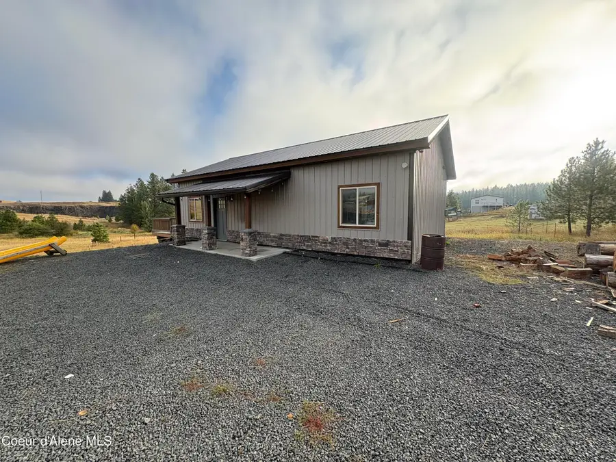 366 Pine ST, Plummer, ID 83851 - #3