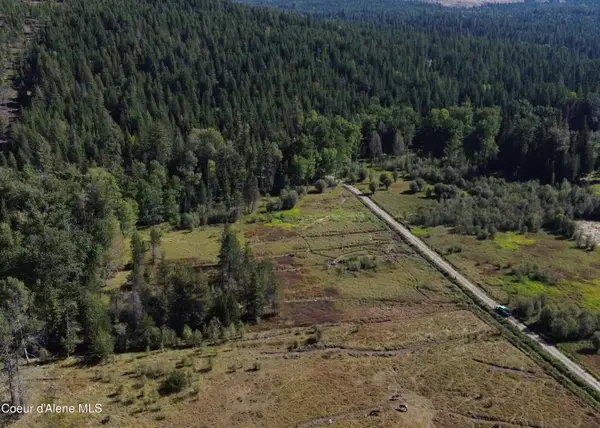 31 Red Alder Rd, Careywood, ID 83809