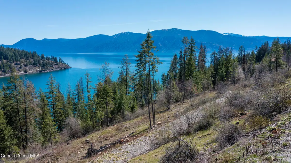 577 Midas Dr, Sagle, ID 83860 - #1