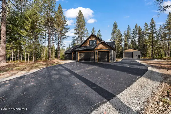 2663 W Seasons Rd, Athol, ID 83801