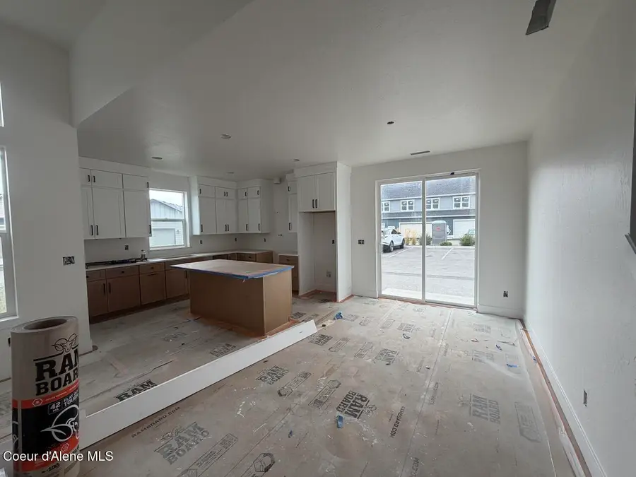 12930 N SARSAPARILLA LN, Hayden, ID 83835 - #3