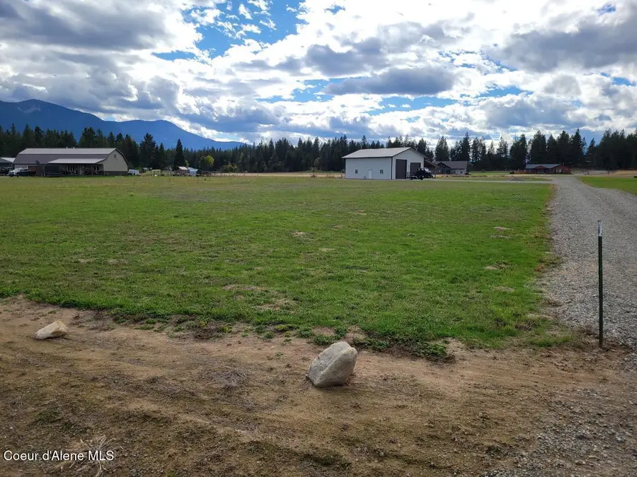 620 E Mountain View RD, Moyie Springs, ID 83845 - #2