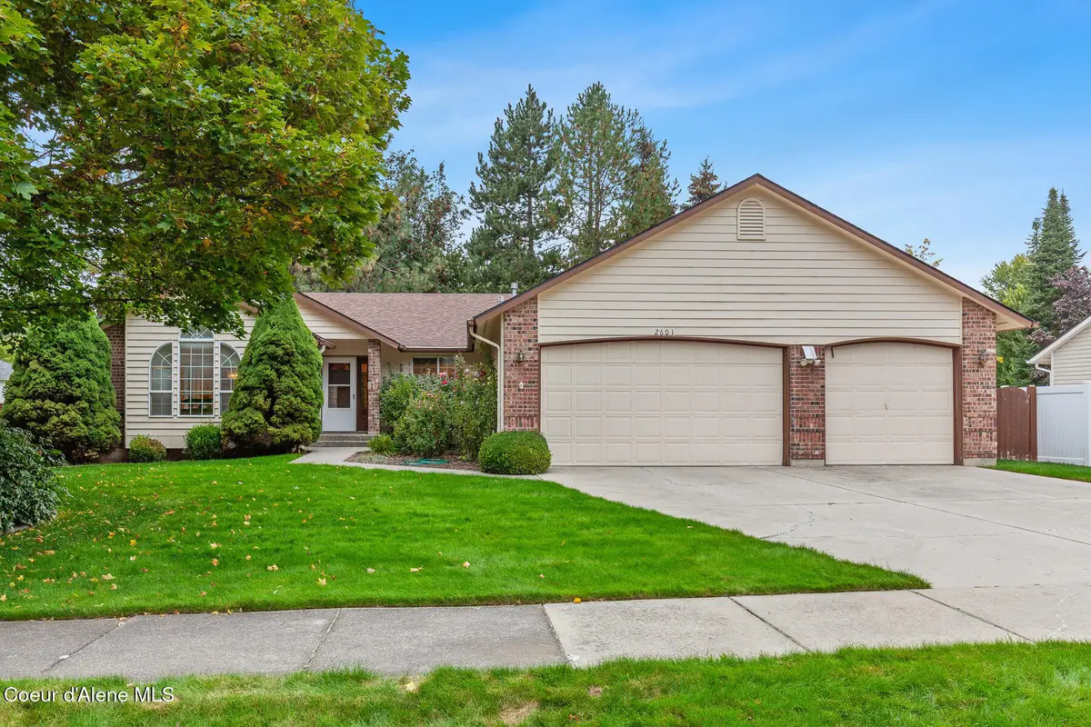 2601 E THOMAS HILL DR, Coeur Dalene, ID 83815 - #1