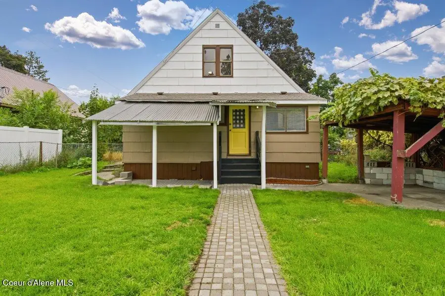 1724 W Cleveland Ave, Spokane, WA 99205 - #3