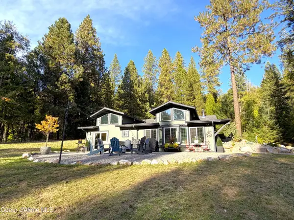 594 Upper Rocky Rd, Sagle, ID 83860