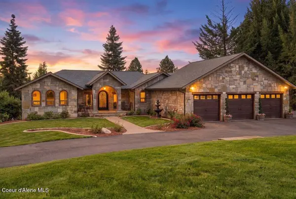 9485 E Howard RD, Athol, ID 83801