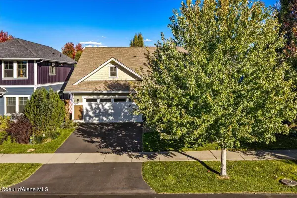 3242 Swift Water LN, Coeur d'Alene, ID 83814