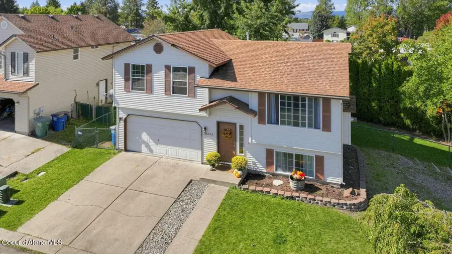 2825 N Cochise ST, Post Falls, ID 83854 - #2