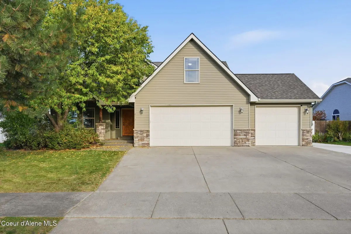 2729 W Porthill CT, Hayden, ID 83835 - #1