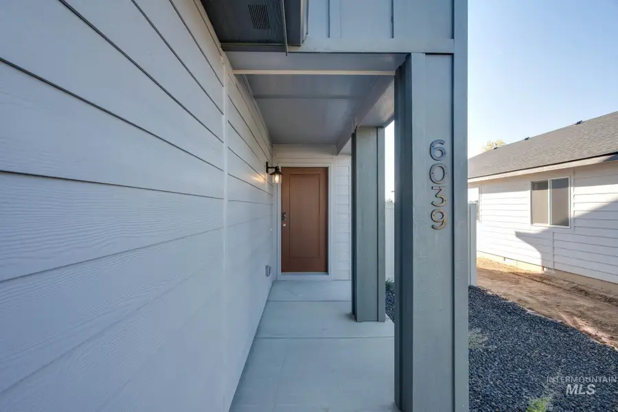 6039 W Mikonos St, Meridian, ID 83646 - Image #2