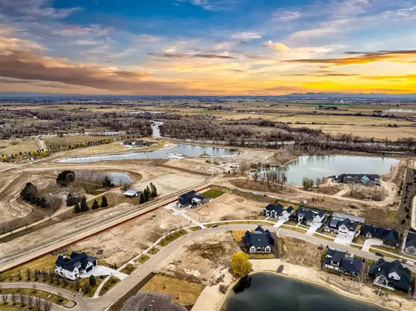 21439 Salmon Falls, Star, ID 83669